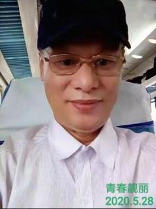 青春靓丽比喻什么女人